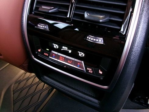 Used 2024 BMW X7 M60i w/ Executive Package image 14