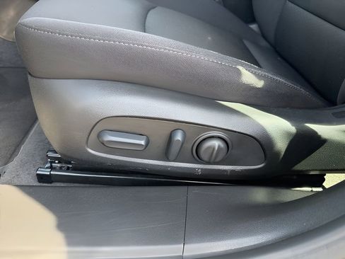 Used 2024 Chevrolet Malibu LT w/ Midnight Edition FWD image 17