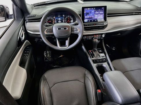 Used 2023 Jeep Compass Limited AWD/4WD image 20