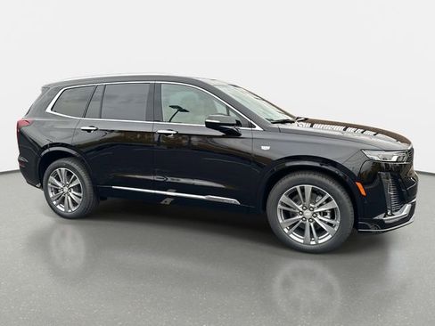 New 2025 Cadillac XT6 Premium Luxury w/ Technology Package image 9