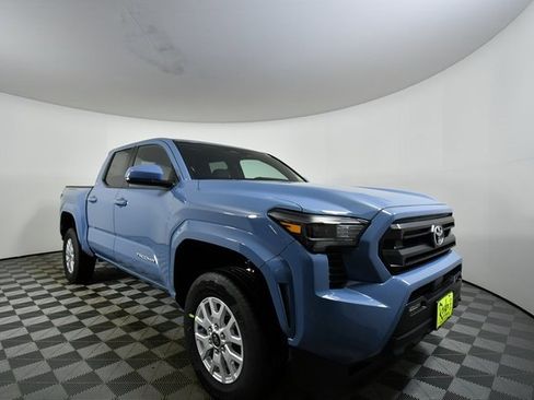 New 2026 Toyota Tacoma SR5 image 8