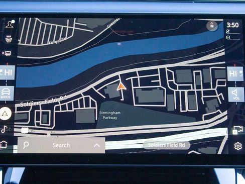 Used 2024 Land Rover Range Rover Sport image 17