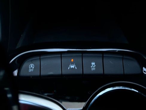 Used 2025 Buick Encore GX Preferred FWD image 23