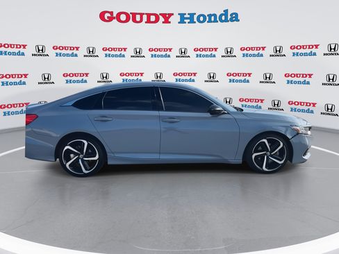 Used 2022 Honda Accord Sport image 9
