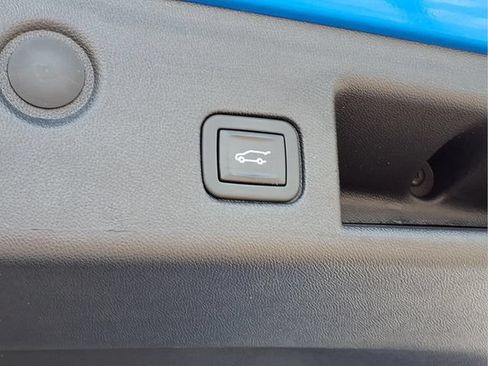 Used 2024 Chevrolet Equinox LT w/ LPO, Floor Liner Package FWD image 20