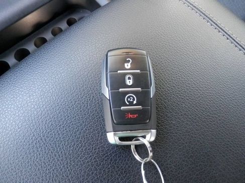 Used 2020 RAM 1500 Big Horn AWD/4WD image 26