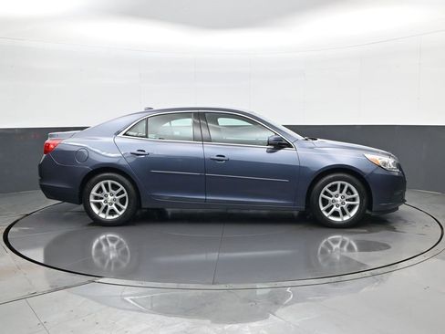Used 2013 Chevrolet Malibu LT w/ Power Convenience Package image 4