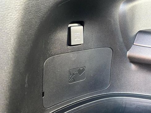 Used 2019 Honda Pilot Touring image 49