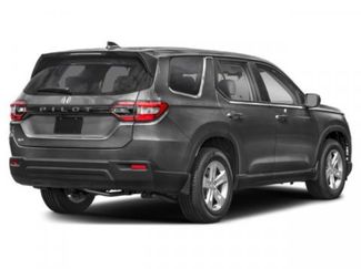 Used 2023 Honda Pilot LX video 2
