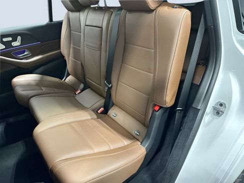 Certified 2024 Mercedes-Benz GLS 450 4MATIC image 31