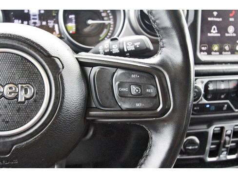 Used 2023 Jeep Wrangler Unlimited w/ Cold Weather Group AWD/4WD image 20