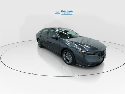 New 2025 Honda Accord EX-L image 4