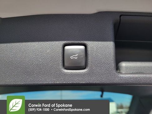 Used 2025 Ford Escape Platinum image 22