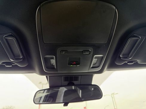 Certified 2025 Toyota Camry SE image 37