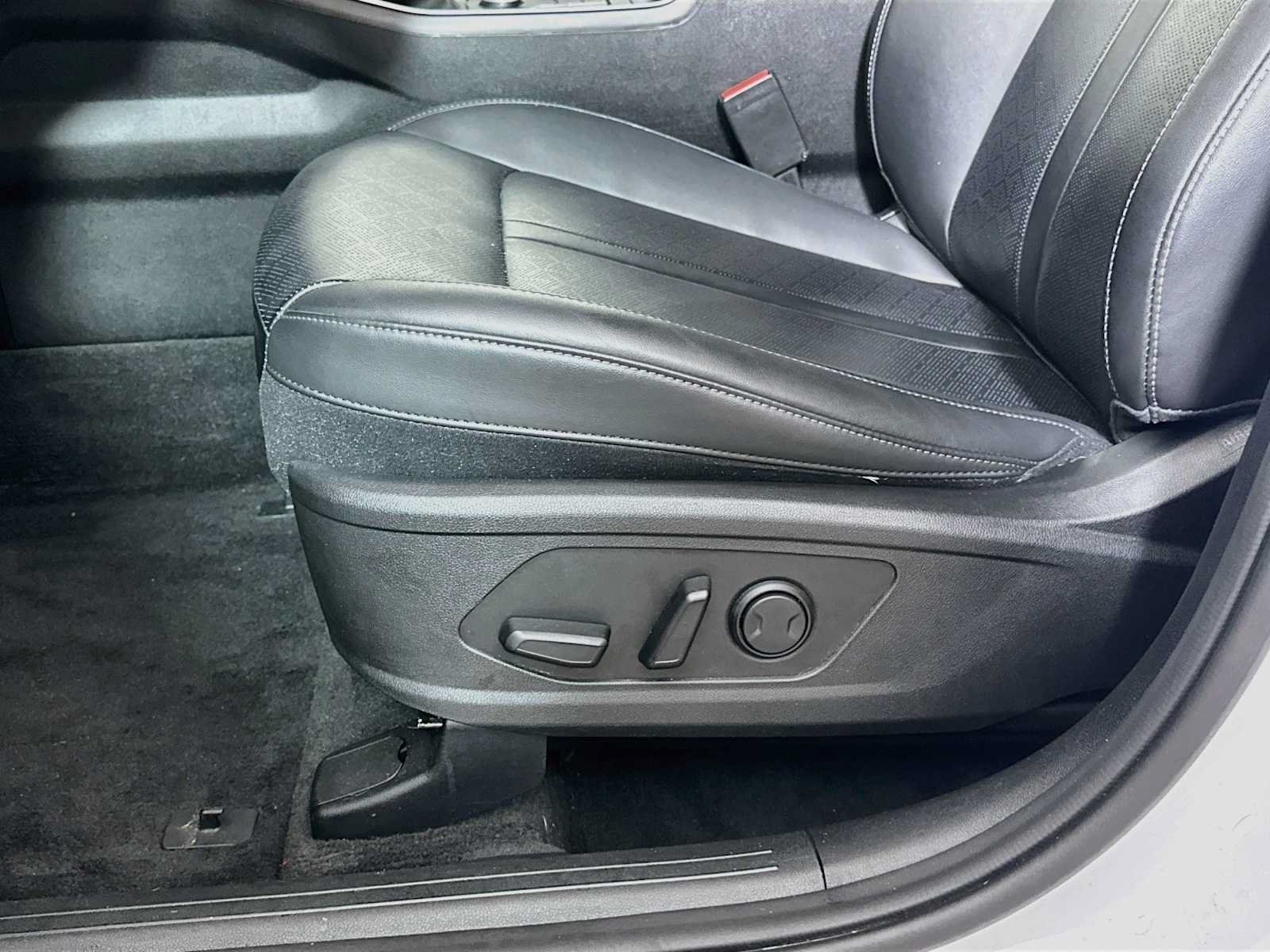 Used 2022 Kia Sorento S AWD/4WD image 18
