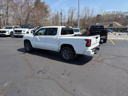 New 2026 Nissan Frontier SV w/ SV Convenience Package