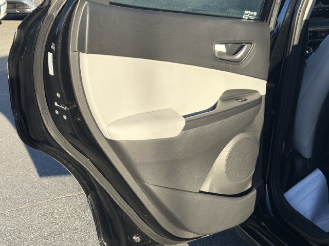 Used 2023 Hyundai Kona Limited FWD image 24