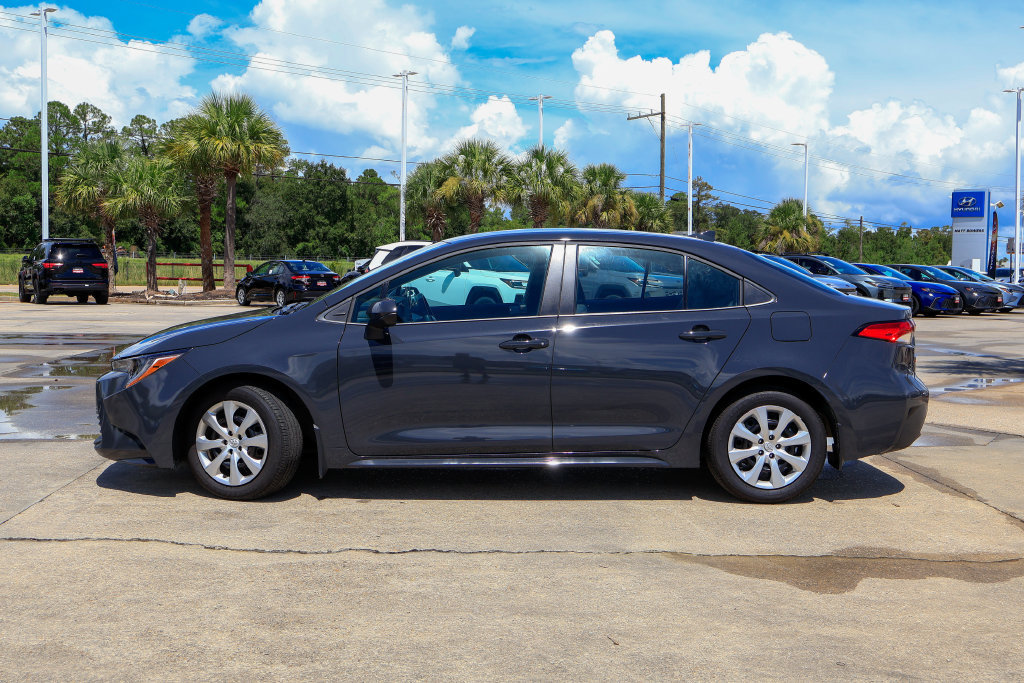 Used 2026 Toyota Corolla LE FWD image 26