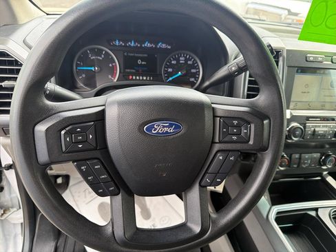 Used 2019 Ford F350 XLT w/ XLT Premium Package AWD/4WD image 10