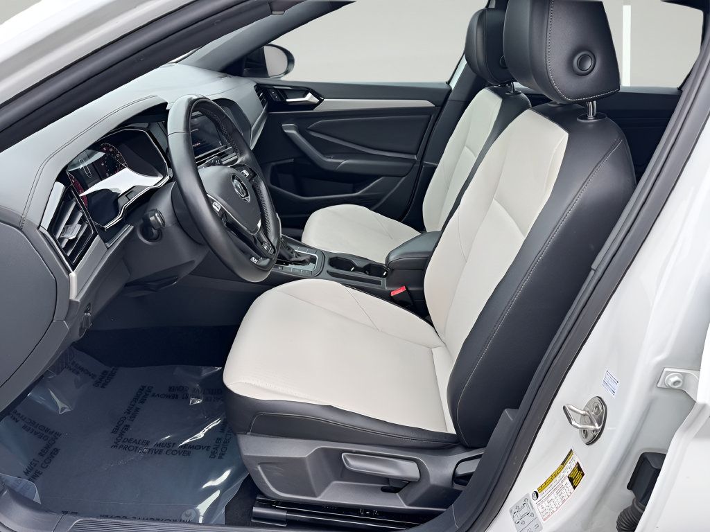 Used 2019 Volkswagen Jetta R-Line FWD image 12