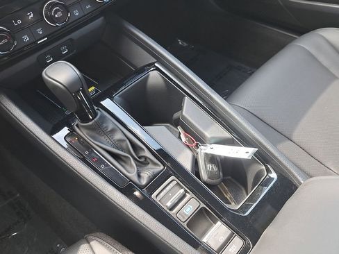 Used 2025 Honda Accord Sport image 18