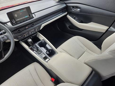 Used 2024 Honda Accord LX image 12
