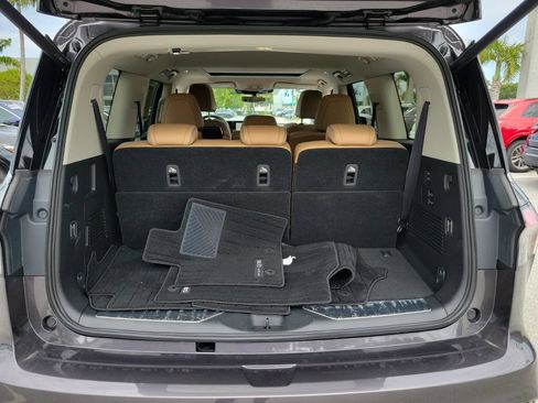 Used 2025 INFINITI QX80 Luxe AWD/4WD image 28