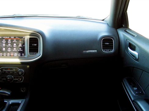 Used 2019 Dodge Charger R/T image 20