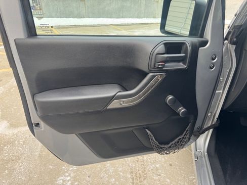 Used 2013 Jeep Wrangler Sport image 10