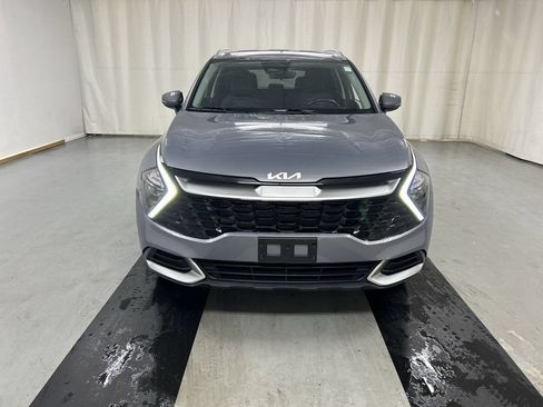 Used 2023 Kia Sportage EX AWD/4WD image 3