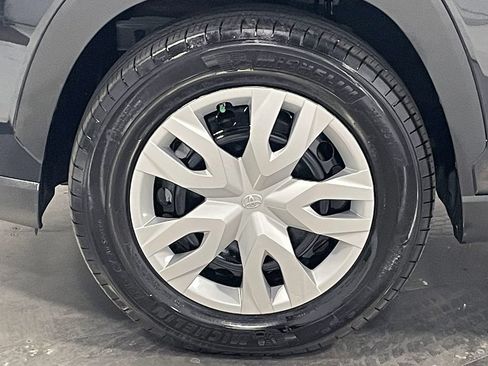 Used 2024 Toyota Corolla Cross L FWD image 16