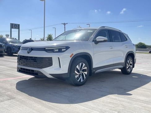 New 2026 Volkswagen Tiguan S image 2