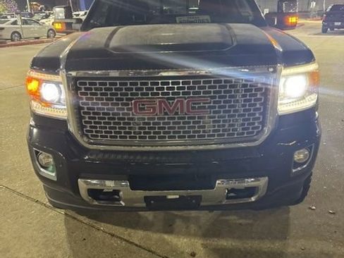 Used 2016 GMC Sierra 2500 Denali w/ Driver Alert Package image 1