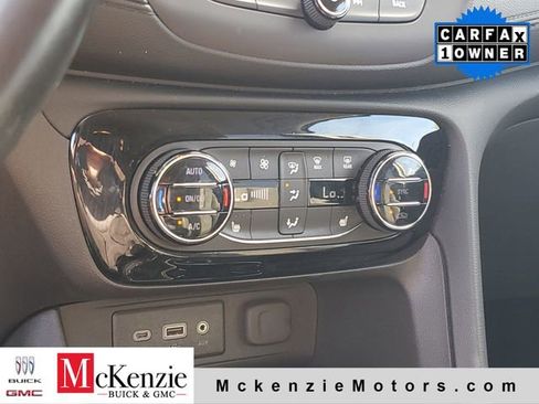 Used 2020 Buick Encore GX Select w/ Sport Touring Package FWD image 18