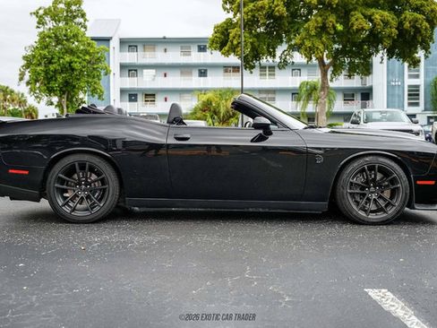 Used 2023 Dodge Challenger SRT Hellcat RWD image 9