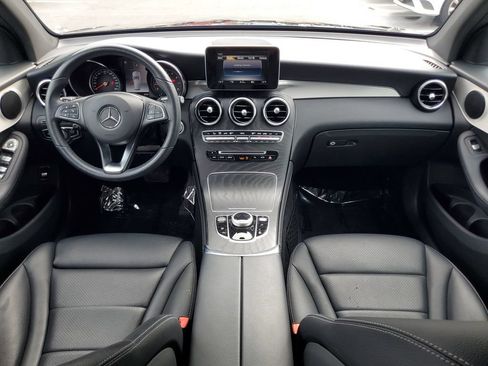 Certified 2019 Mercedes-Benz GLC 300 image 2