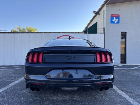 Used 2021 Ford Mustang Coupe w/ Equipment Group 101A image 4