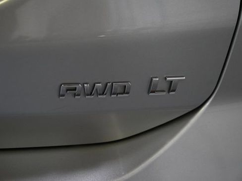 Used 2020 Chevrolet Equinox LT AWD/4WD image 11