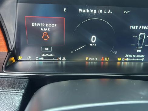 Used 2019 Lincoln Navigator Select RWD image 19