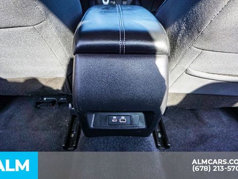 Used 2025 Nissan Altima 2.5 SV FWD image 31