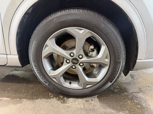 Certified 2024 Ford Escape ST-Line AWD/4WD image 30