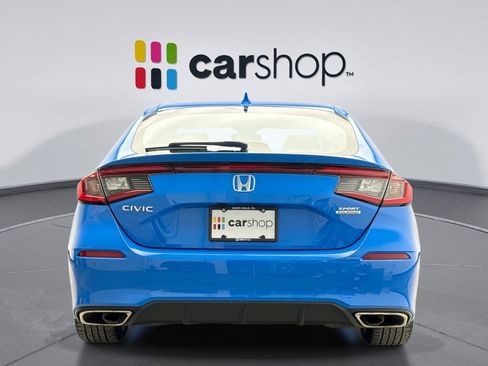 Used 2024 Honda Civic Sport Touring image 4