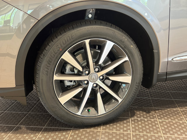 Certified 2026 Acura MDX w/ Technology Package AWD/4WD image 7