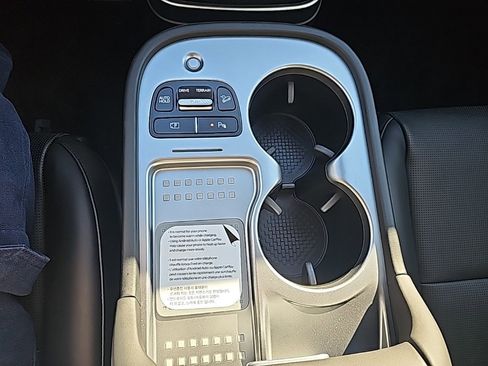 New 2026 Hyundai Ioniq 9 Limited image 23