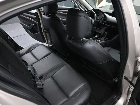 Used 2024 MAZDA MAZDA3 s FWD image 20
