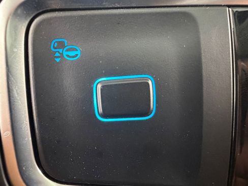 Used 2025 Ford Expedition Platinum w/ Driver's Package image 28