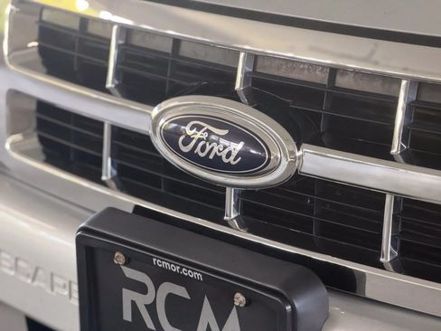 Used 2012 Ford Escape XLT FWD image 9