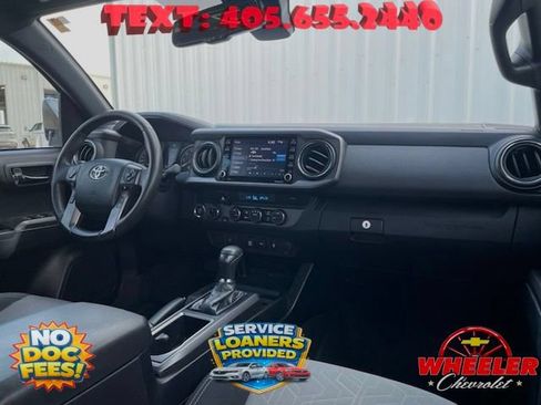 Used 2021 Toyota Tacoma TRD Off-Road AWD/4WD image 14