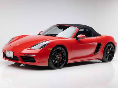Used 2017 Porsche 718 Boxster S image 29