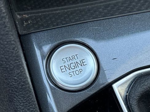 Used 2024 Volkswagen Tiguan Wolfsburg Edition image 25